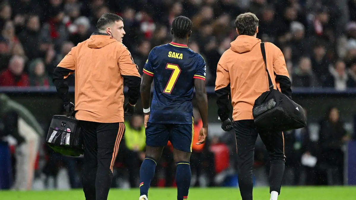 Arsenal suffer huge injury blow as Bukayo Saka limps out of Bayern Munich clash