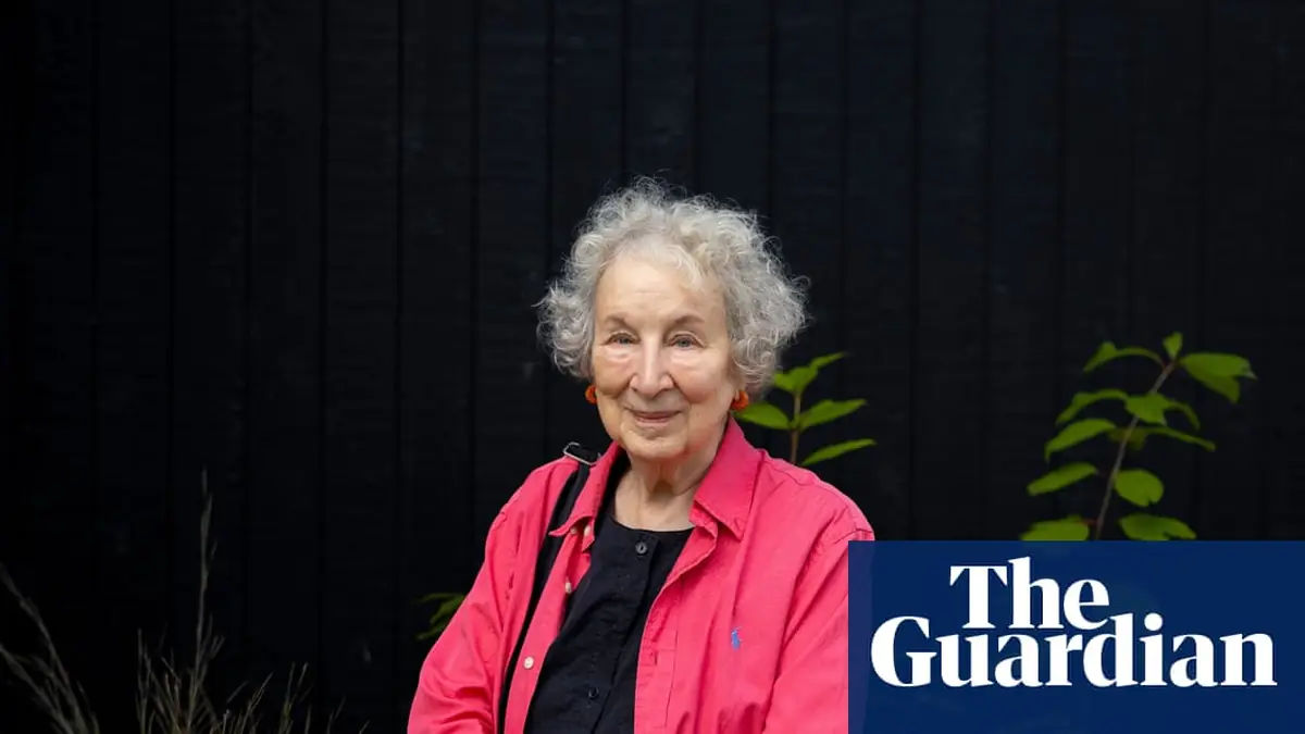 ‘Birdwatching is close to rapture’: Margaret Atwood on why she has given C$1m to avian research