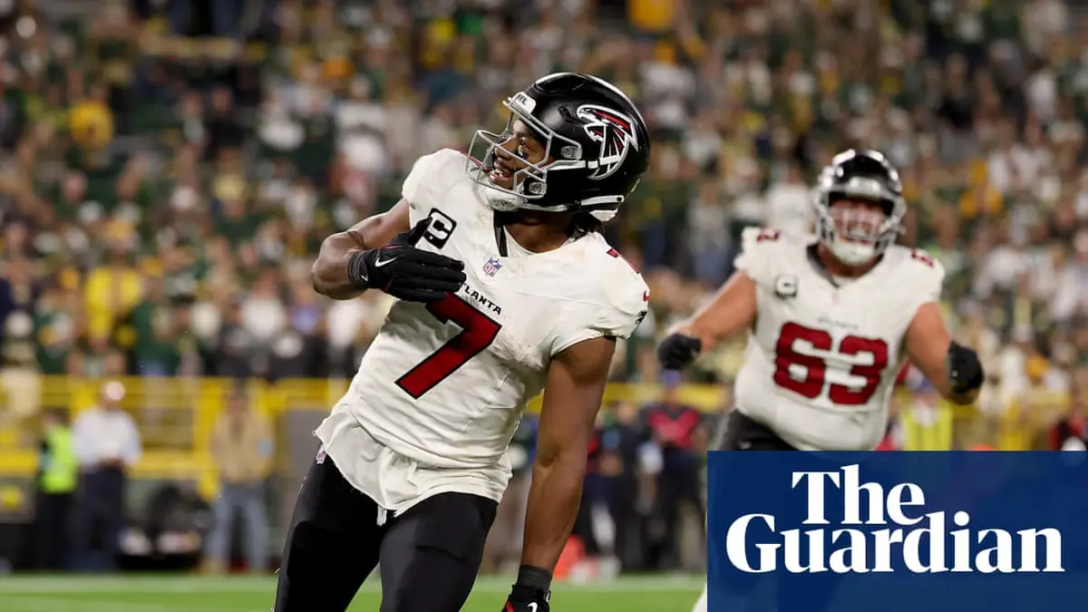 Falcons trample punchless Packers as Bijan Robinson runs riot in Penix return