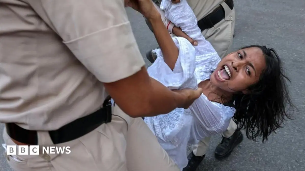Indian police accused of sexually harassing journalists at protest