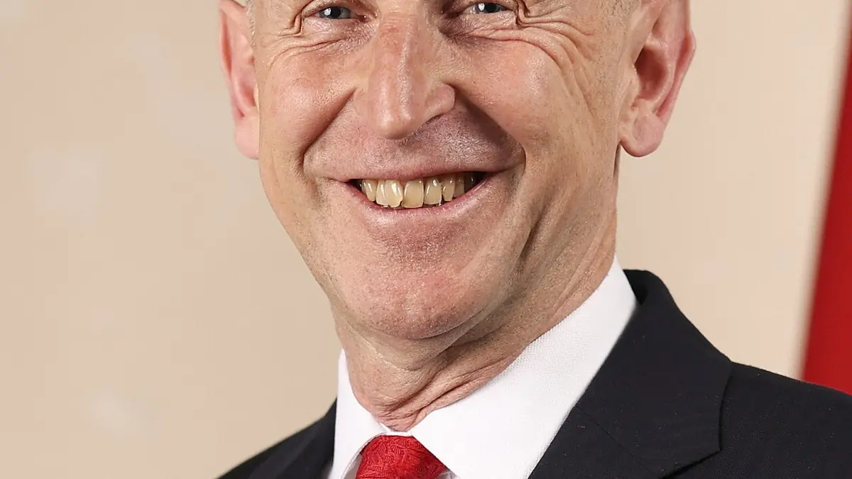 John Healey to increase minimum wage but slow rise for young people