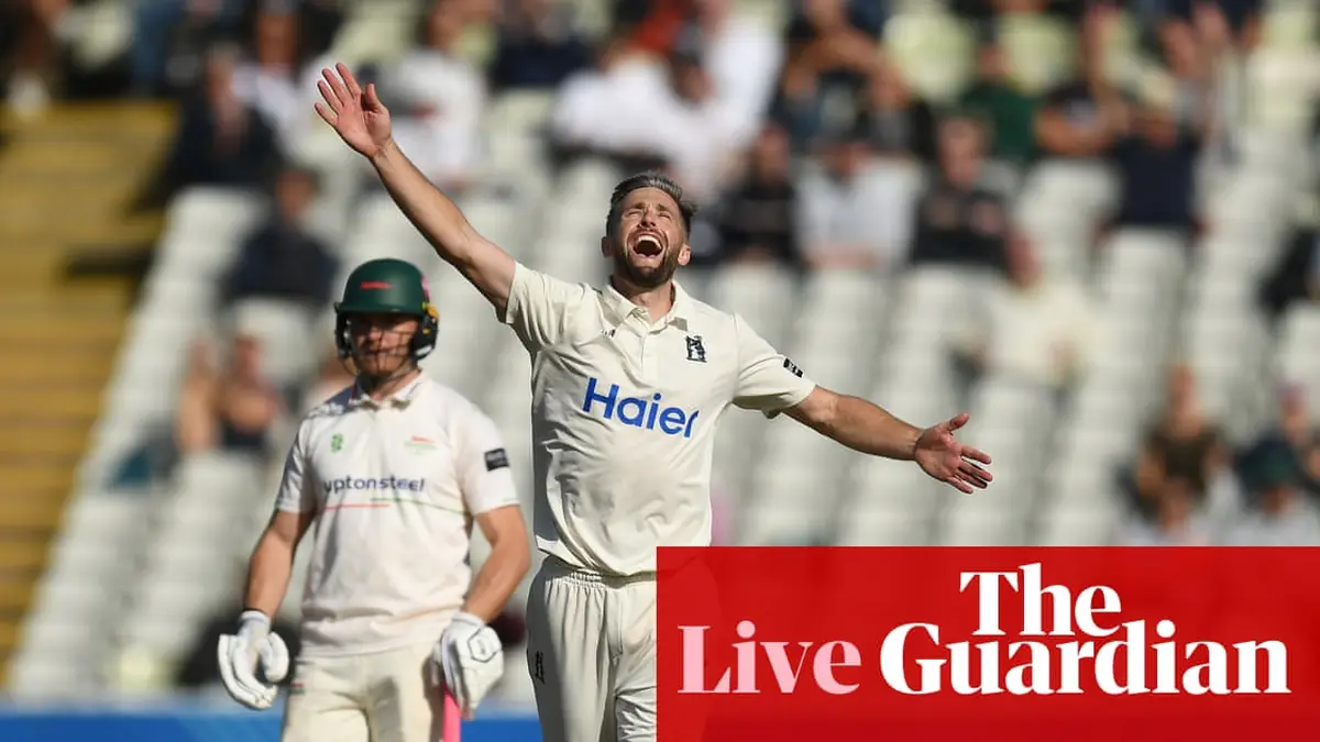 Kohli announces next World Cup will be his last; County Championship title race, third day – live