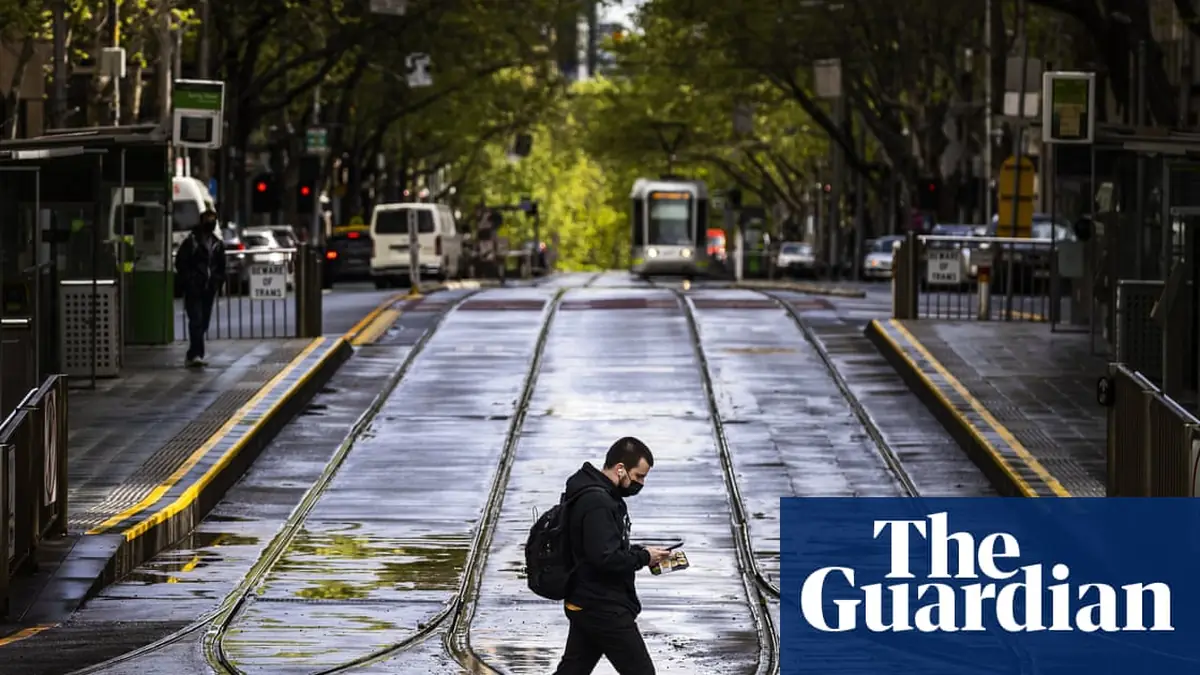 Senior Victorian public servants hid loss of up to $285m from Covid grants given to ineligible businesses