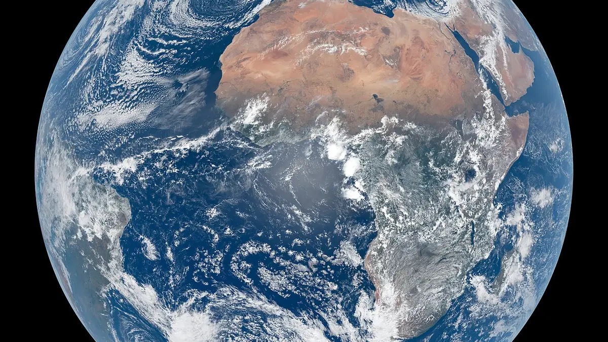 Time’s up for ‘leap second’ thanks to Earth’s accelerating spin