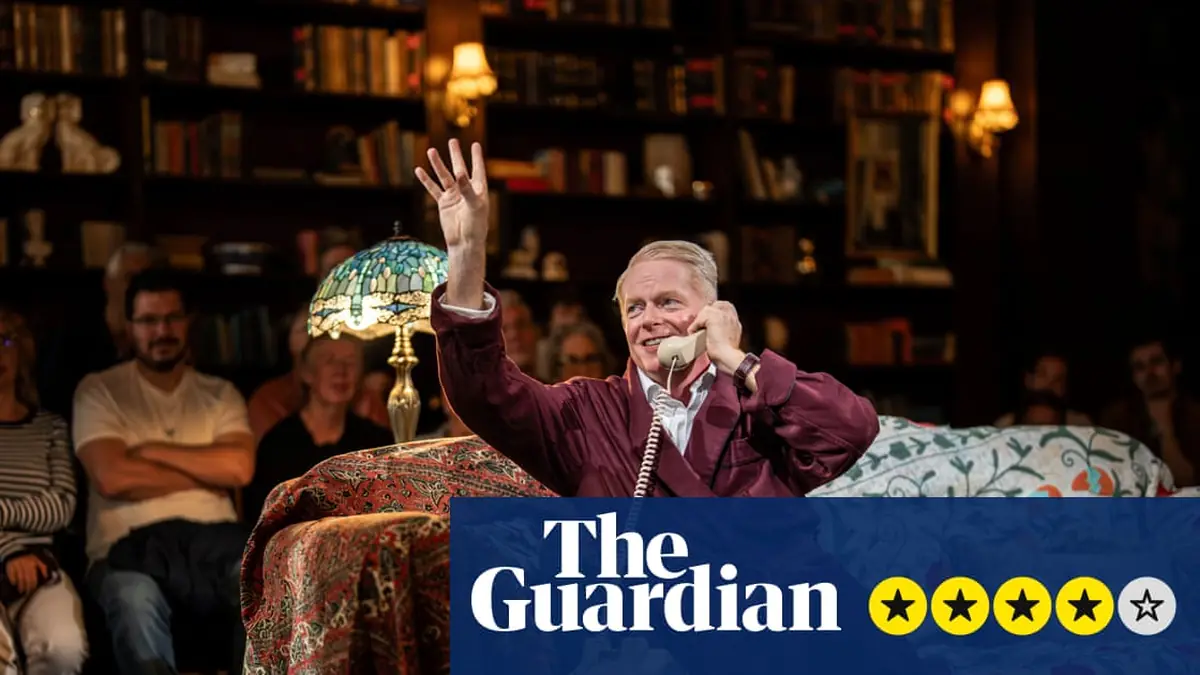 Tru – review: a five-star performance of a three-star script about the life of Truman Capote