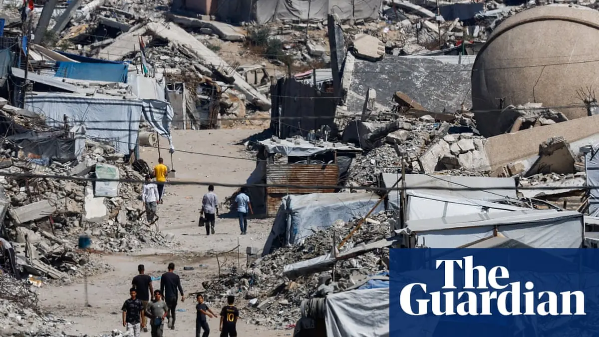 UK to open new refugee resettlement routes for Afghan women and Palestinians