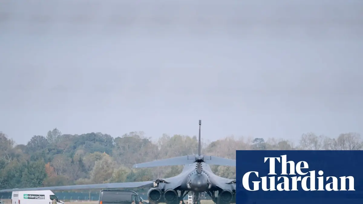 US bombers sent home from RAF Fairford base after suspected bomb plot