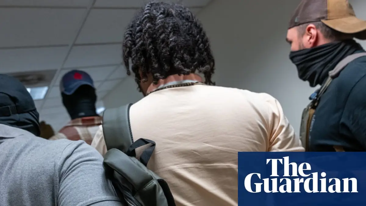 US supreme court allows Trump officials to resume deportations to third countries
